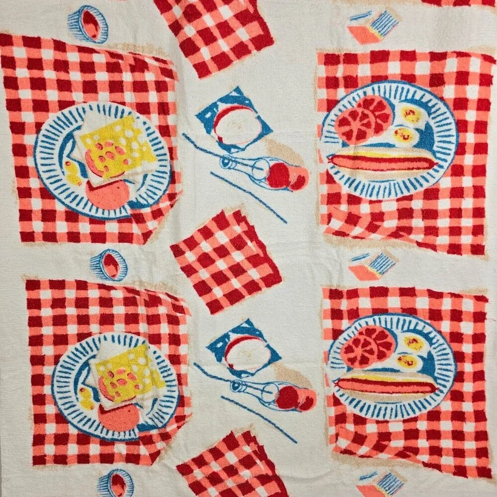 Vintage Beach Towel Terrycloth Whimsical Bold Kitschy Novelty Beach Picnic 50s